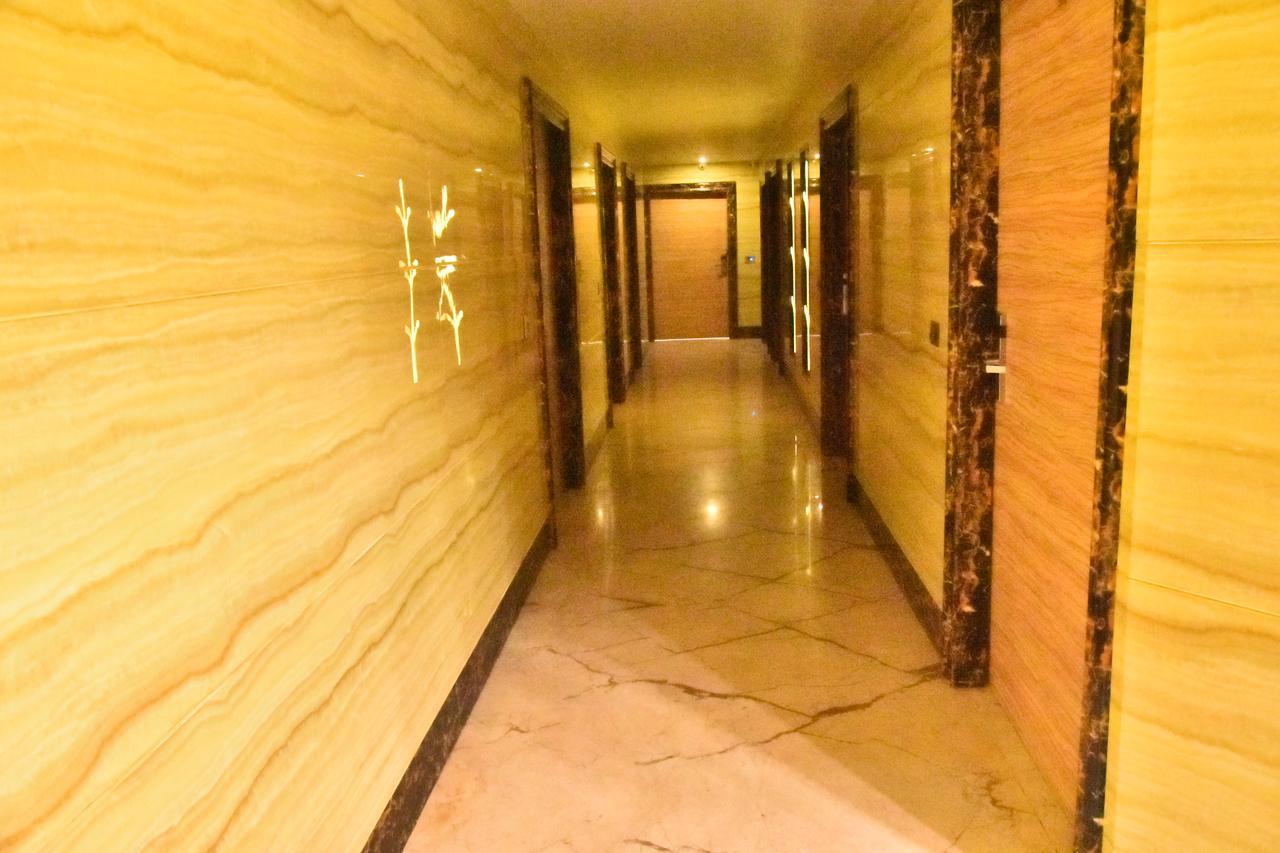 Hotel Deep Kánpur Exteriér fotografie